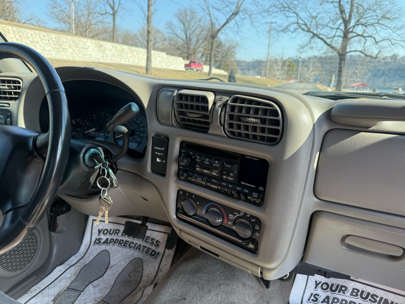 Chevrolet S10 Pickup Ext. Cab 2WD 2002