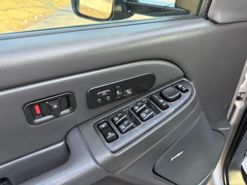 Chevrolet Silverado 3500 LT3 Crew Cab 4WD DRW 2006