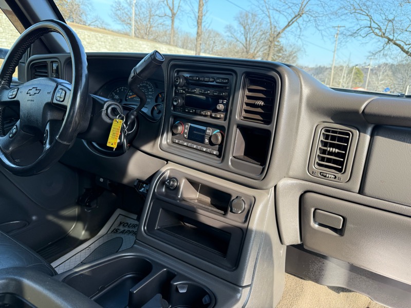 Chevrolet Silverado 3500 LT3 Crew Cab 4WD DRW 2006