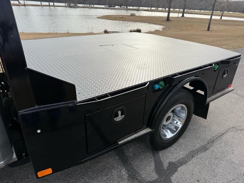 GMC Sierra 3500HD Pro Regular Cab 4WD 2022