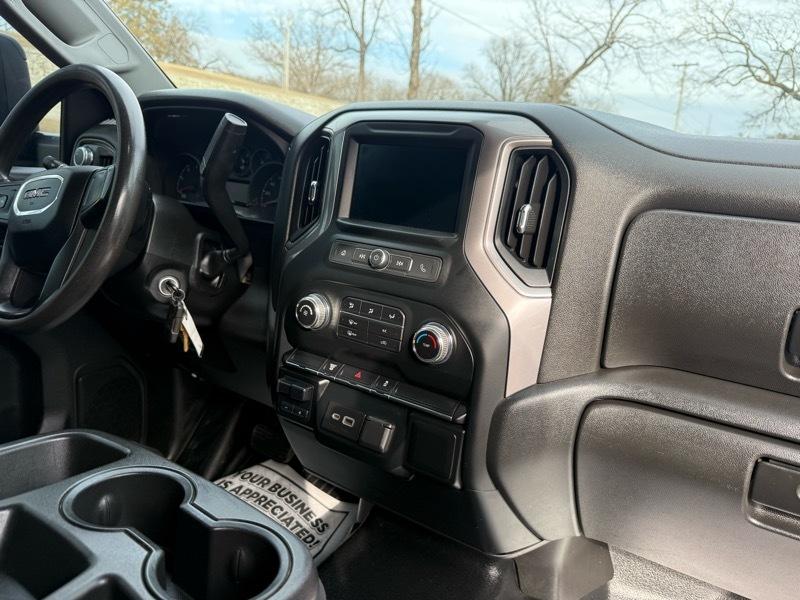 GMC Sierra 3500HD Pro Regular Cab 4WD 2022