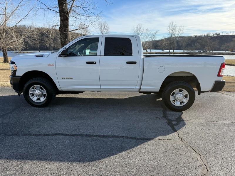 RAM 2500 Tradesman Crew Cab SWB 4WD 2022