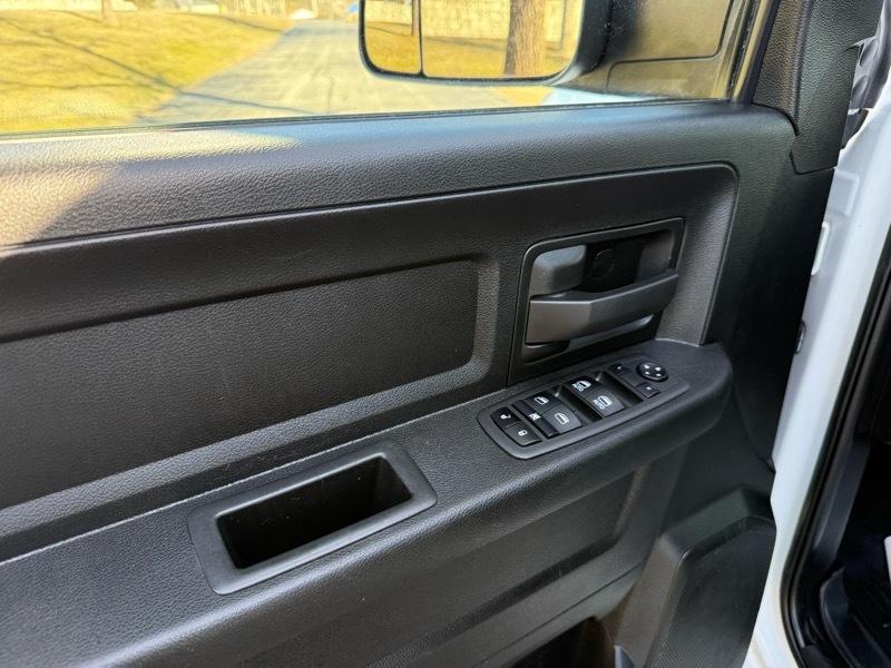 RAM 2500 Tradesman Crew Cab SWB 4WD 2022