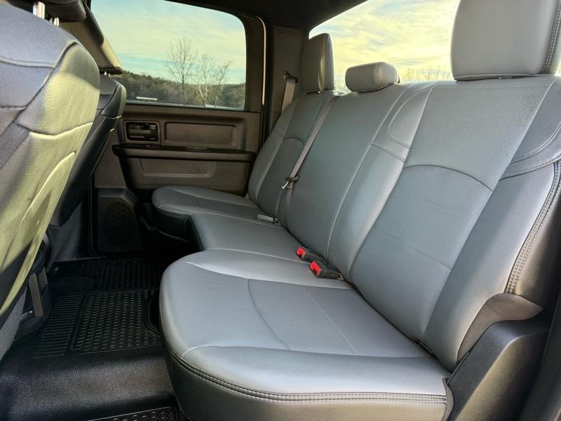 RAM 2500 Tradesman Crew Cab SWB 4WD 2022