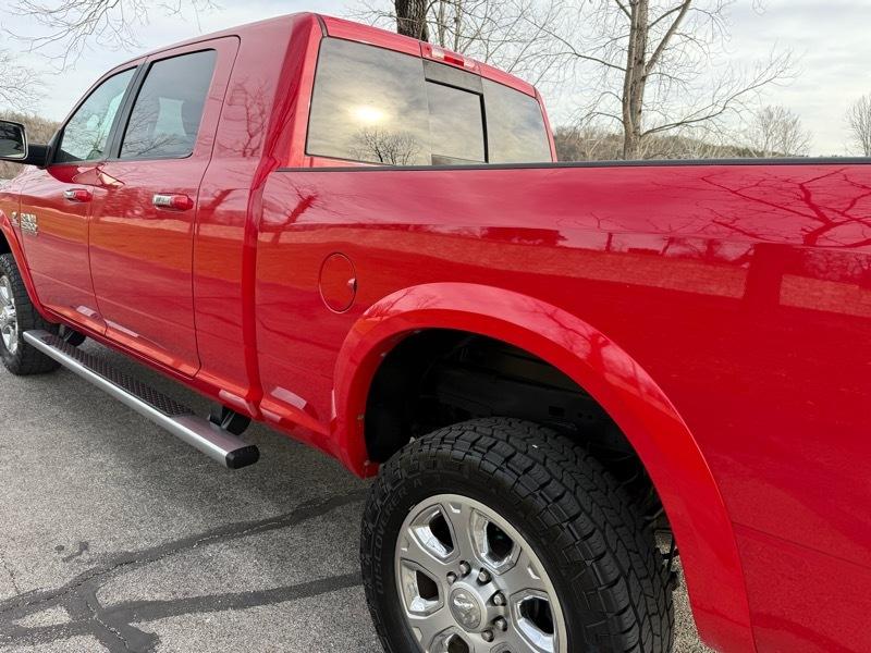 RAM 2500 Laramie Mega Cab 4WD 2014