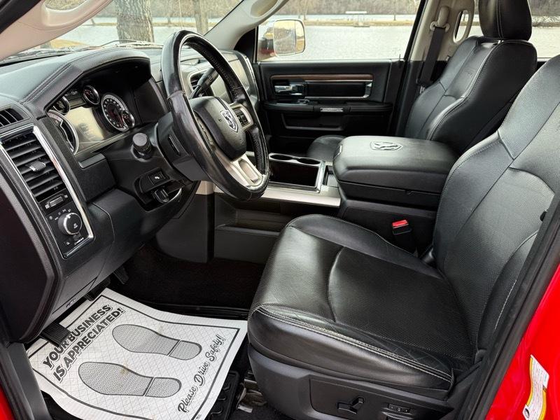 RAM 2500 Laramie Mega Cab 4WD 2014