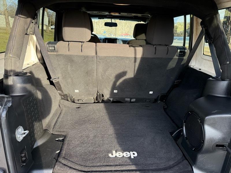 Jeep Wrangler Unlimited Sport 4WD 2014