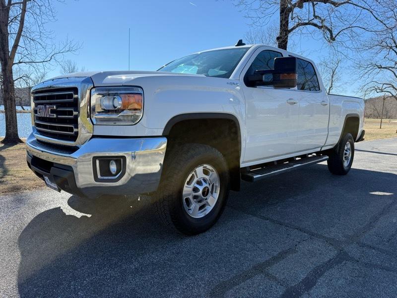 GMC Sierra 2500HD SLE Crew Cab 4WD 2017