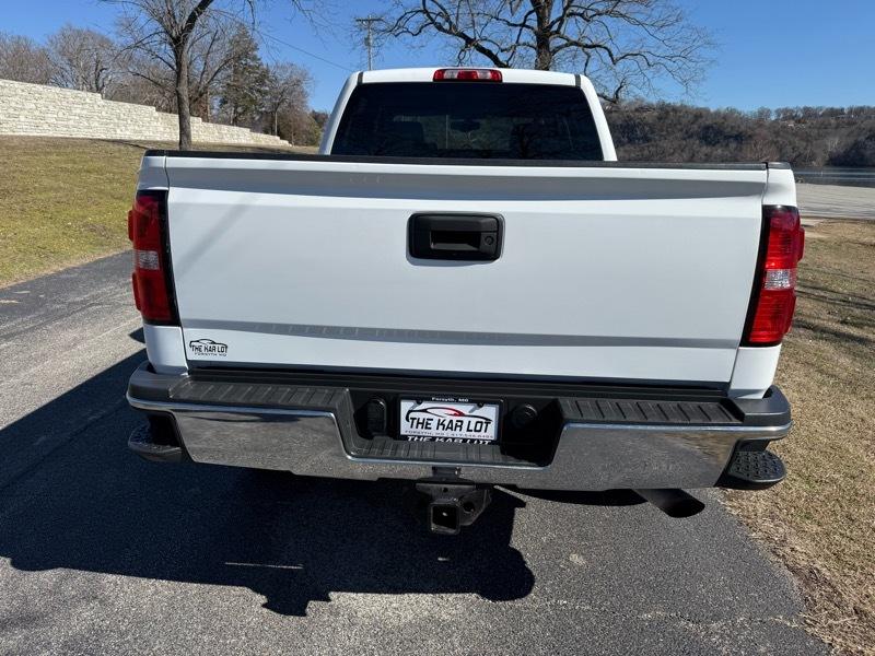 GMC Sierra 2500HD SLE Crew Cab 4WD 2017