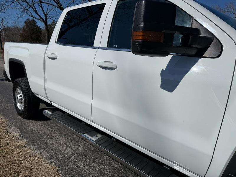 GMC Sierra 2500HD SLE Crew Cab 4WD 2017