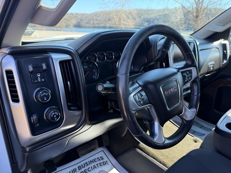 GMC Sierra 2500HD SLE Crew Cab 4WD 2017