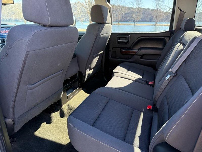 GMC Sierra 2500HD SLE Crew Cab 4WD 2017