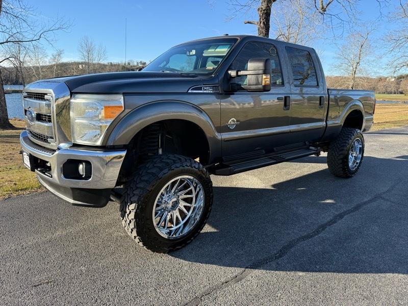 Ford F-250 SD XLT Crew Cab 4WD 2016