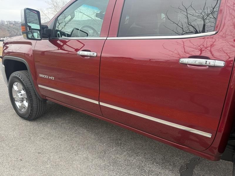 GMC Sierra 3500HD SLT Crew Cab 4WD 2015