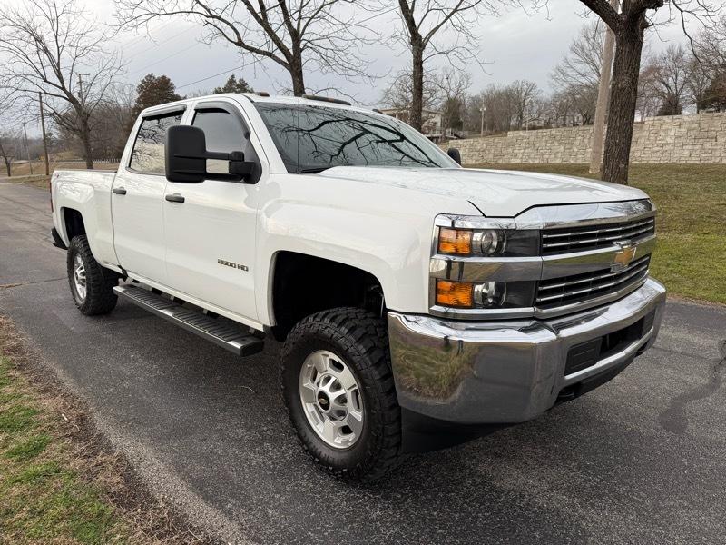 Chevrolet Silverado 2500HD Work Truck Crew Cab 4WD 2016