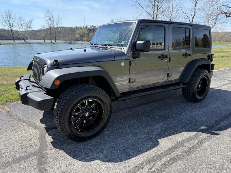 Jeep Wrangler Unlimited Sport 4WD 2014