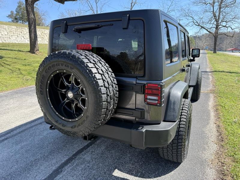 Jeep Wrangler Unlimited Sport 4WD 2014