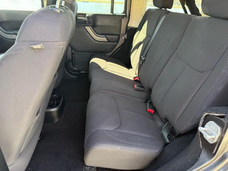 Jeep Wrangler Unlimited Sport 4WD 2014