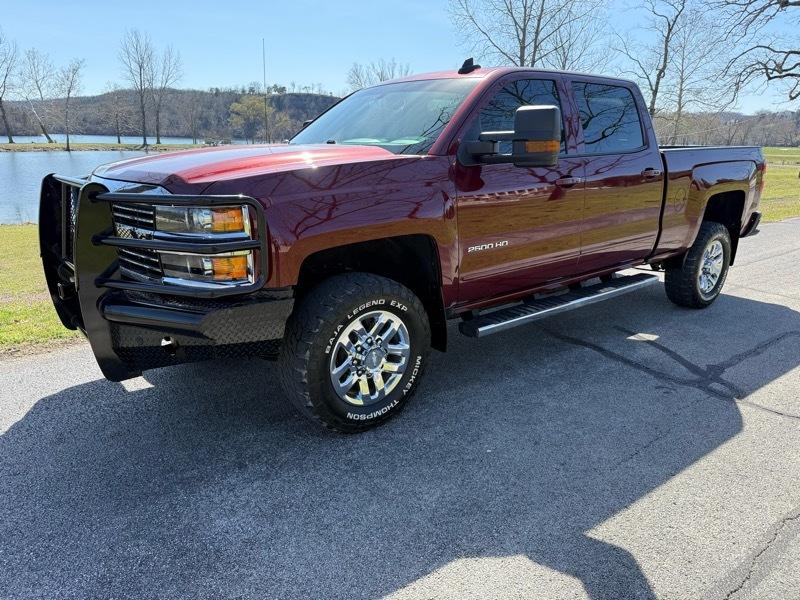 Chevrolet Silverado 2500HD LT Crew Cab 4WD 2016