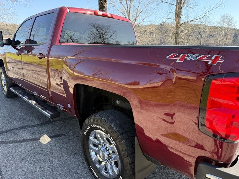 Chevrolet Silverado 2500HD LT Crew Cab 4WD 2016