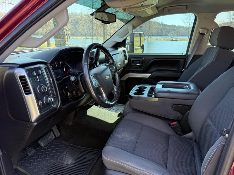 Chevrolet Silverado 2500HD LT Crew Cab 4WD 2016