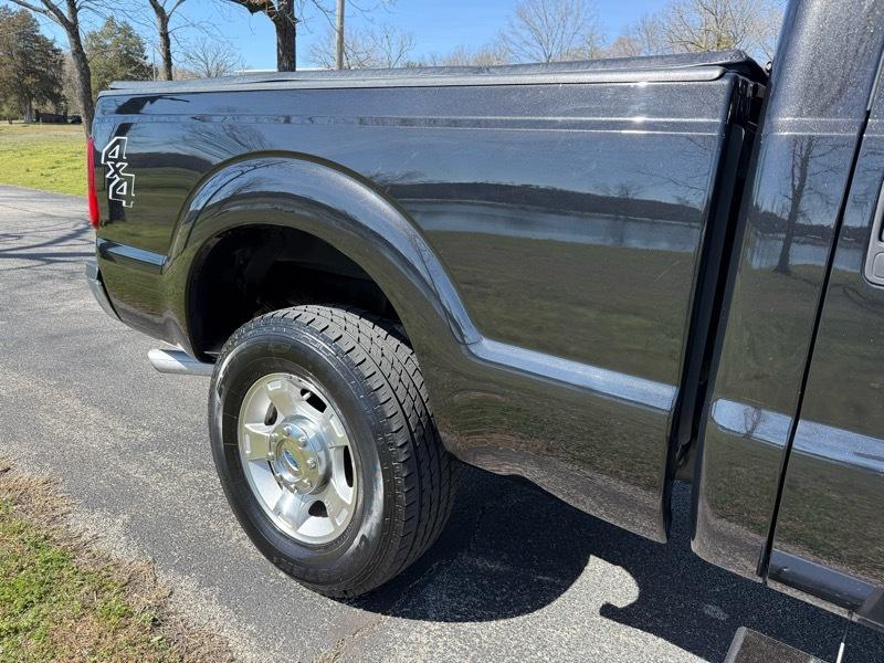 Ford F-250 SD XLT Crew Cab 4WD 2015