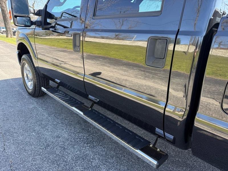 Ford F-250 SD XLT Crew Cab 4WD 2015