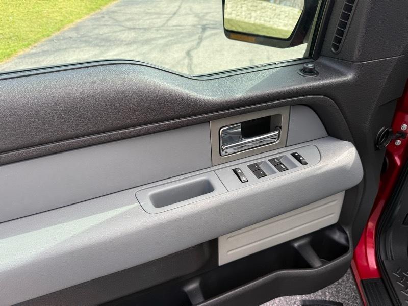 Ford F-150 XLT SuperCrew 6.5-ft. Bed 4WD 2011