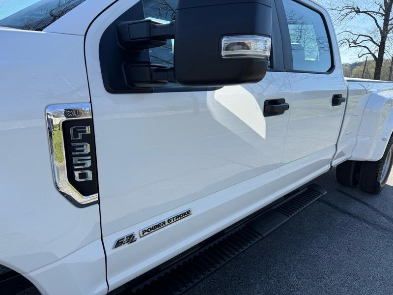 Ford F-350 SD XL Crew Cab Long Bed DRW 4WD 2020