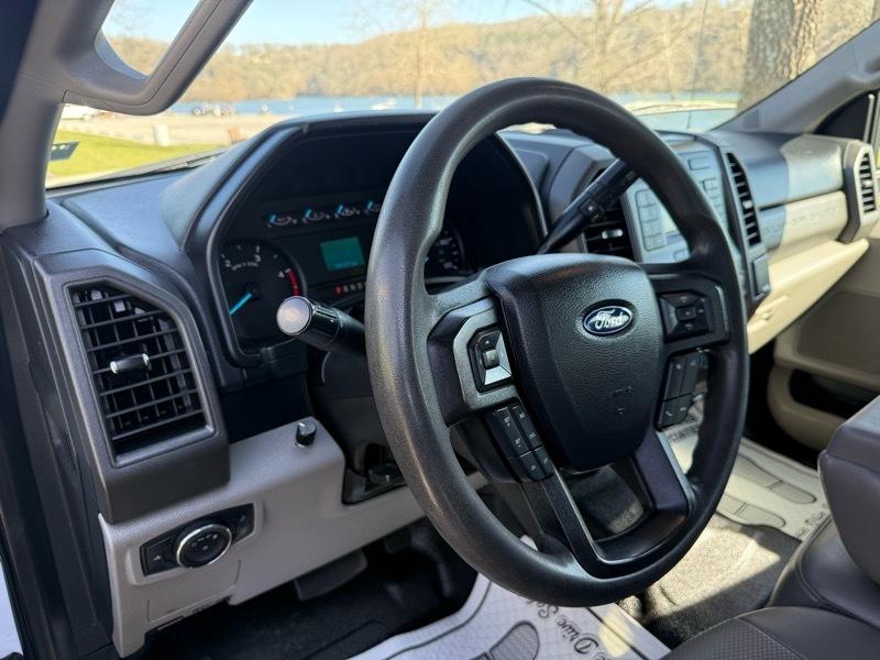 Ford F-350 SD XL Crew Cab Long Bed DRW 4WD 2020