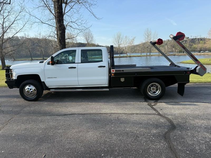 Chevrolet Silverado 3500HD Work Truck Crew Cab 4WD 2016
