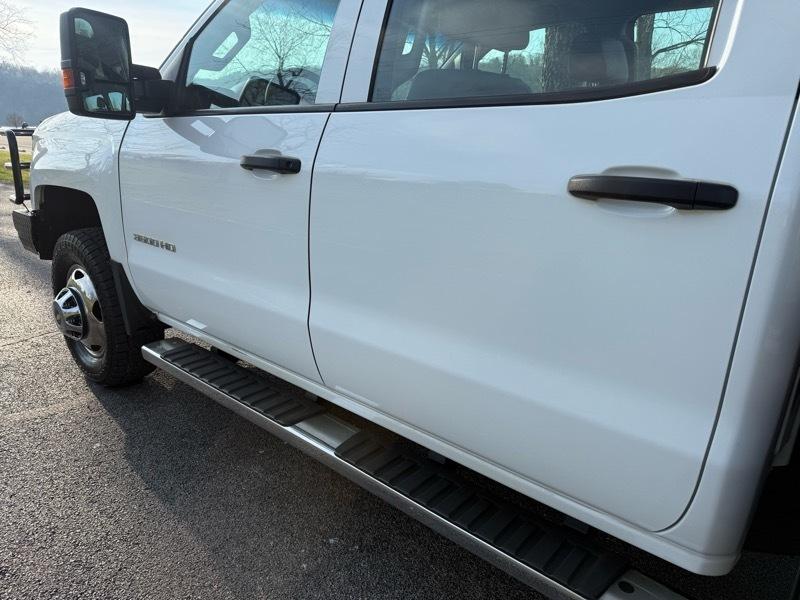 Chevrolet Silverado 3500HD Work Truck Crew Cab 4WD 2016