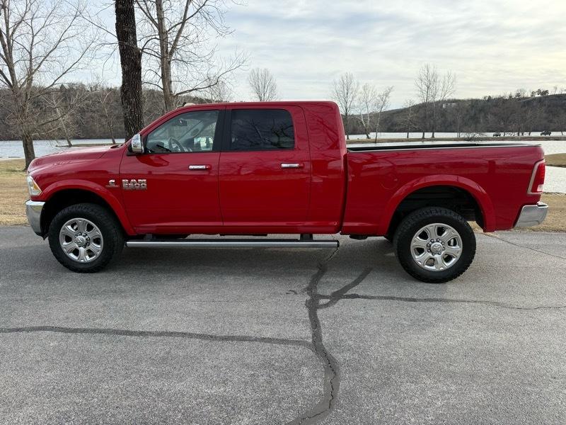 RAM 2500 Laramie Mega Cab 4WD 2014