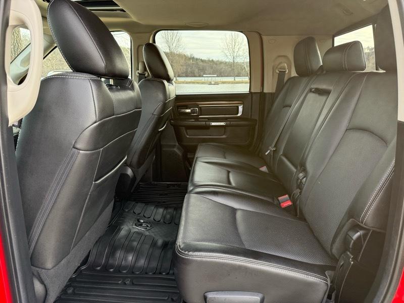 RAM 2500 Laramie Mega Cab 4WD 2014