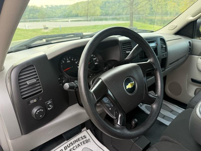 Chevrolet Silverado 1500 Work Truck Long Box 4WD 2012