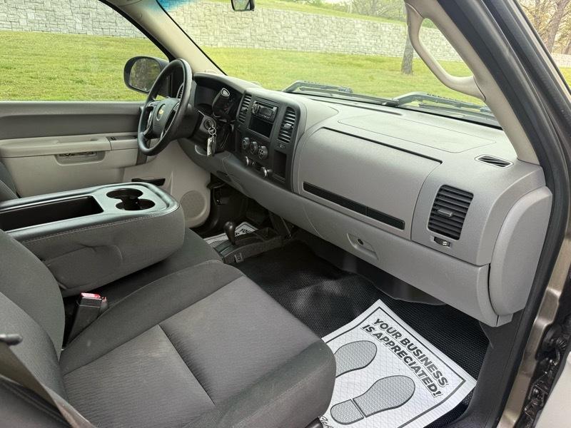 Chevrolet Silverado 1500 Work Truck Long Box 4WD 2012