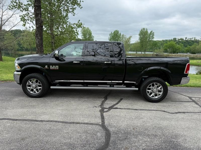 RAM 2500 Limited Mega Cab 4WD 2017