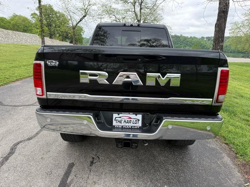 RAM 2500 Limited Mega Cab 4WD 2017