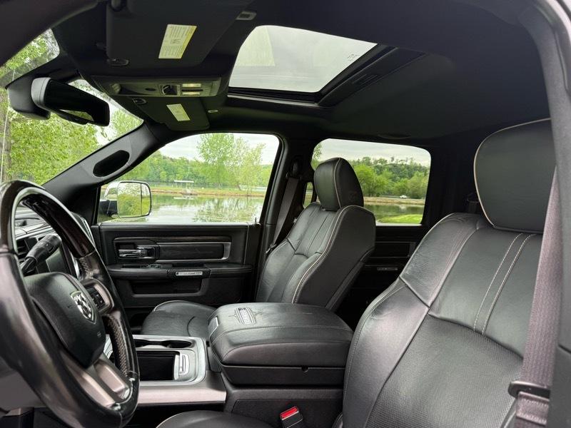 RAM 2500 Limited Mega Cab 4WD 2017