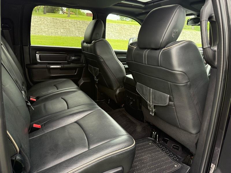 RAM 2500 Limited Mega Cab 4WD 2017