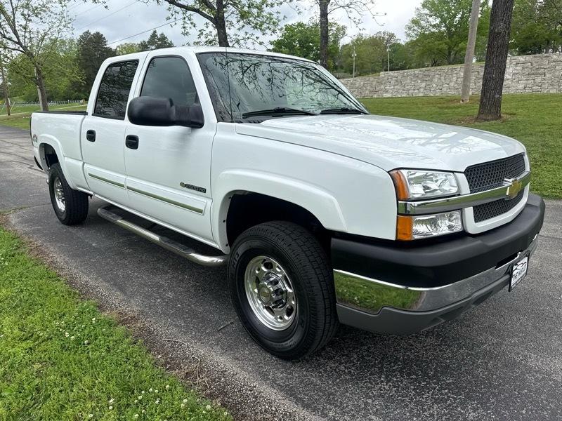 Chevrolet Silverado 2500HD LS Crew Cab Short Bed 4WD 2004