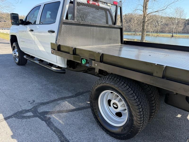 Chevrolet Silverado 3500HD Work Truck Crew Cab 4WD 2017