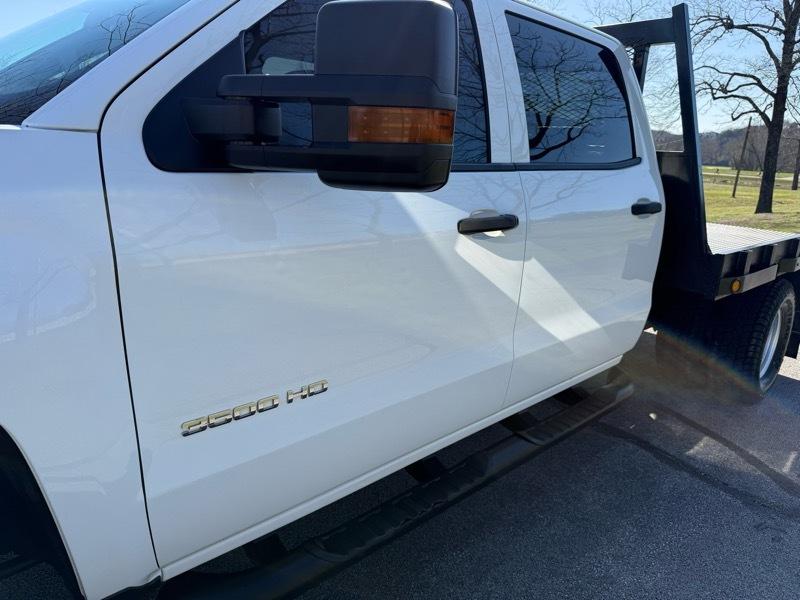 Chevrolet Silverado 3500HD Work Truck Crew Cab 4WD 2017