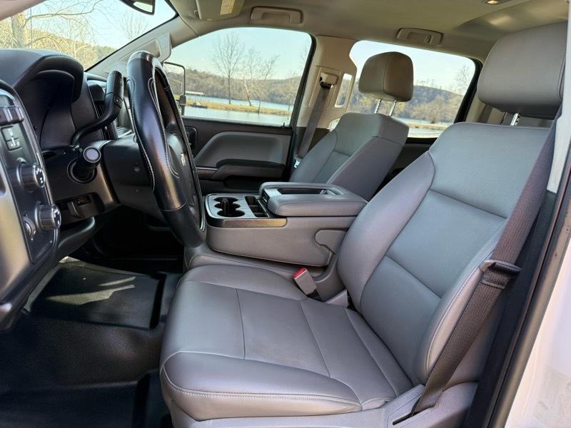 Chevrolet Silverado 3500HD Work Truck Crew Cab 4WD 2017