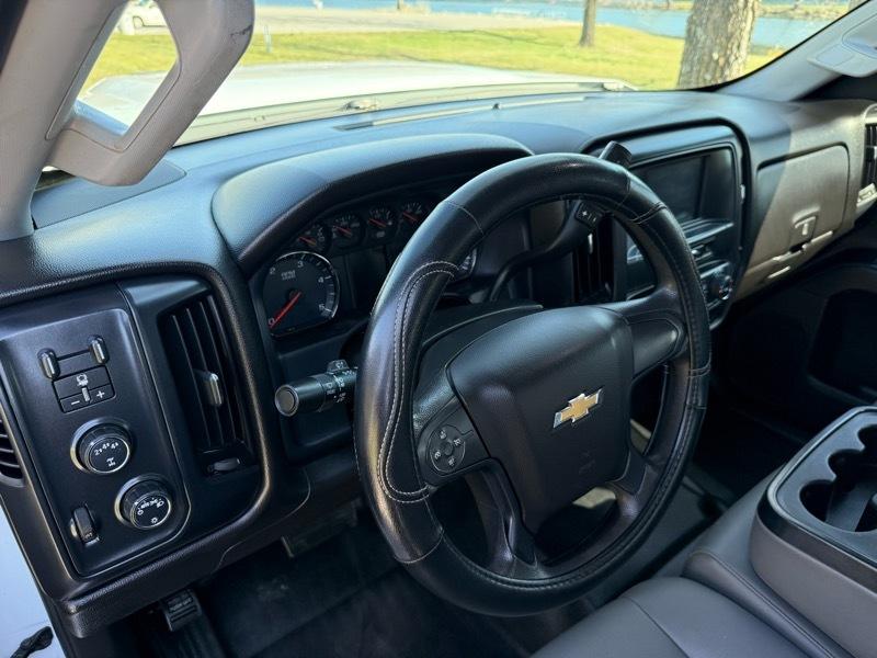 Chevrolet Silverado 3500HD Work Truck Crew Cab 4WD 2017