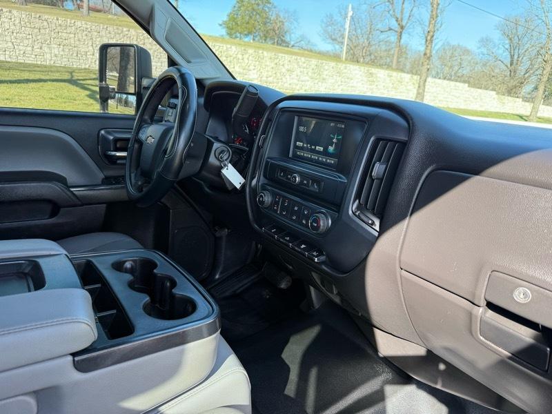 Chevrolet Silverado 3500HD Work Truck Crew Cab 4WD 2017