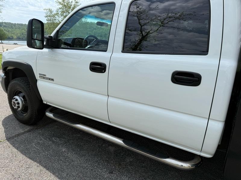 GMC Sierra 3500 SLE1 Crew Cab 4WD DRW 2006