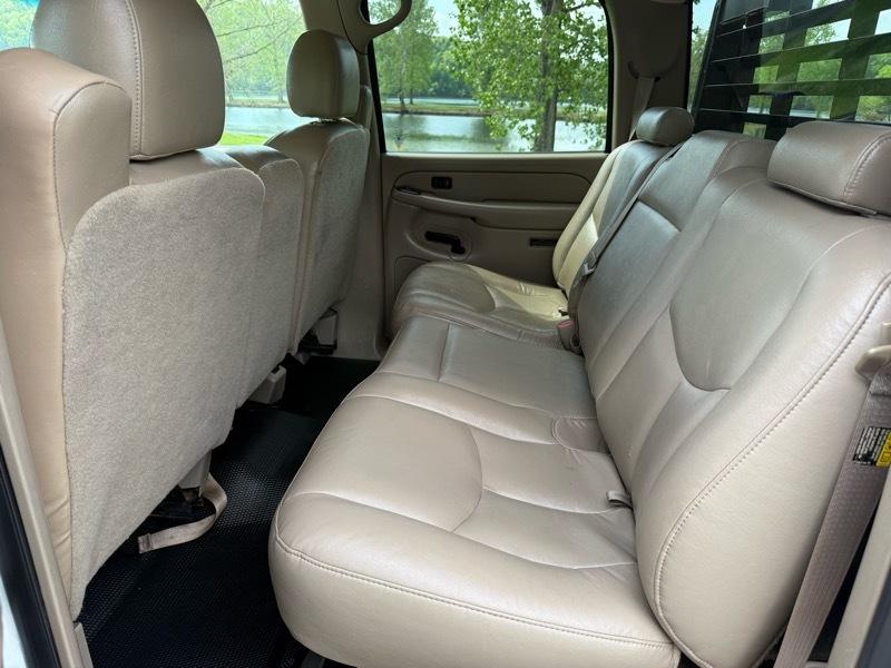 GMC Sierra 3500 SLE1 Crew Cab 4WD DRW 2006