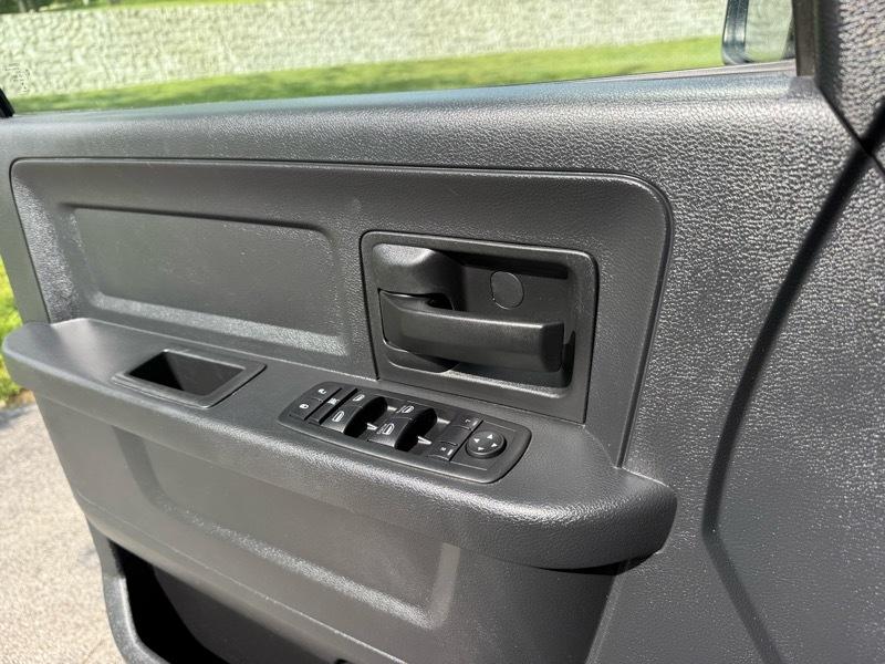 RAM 1500 Tradesman Quad Cab 4WD 2014