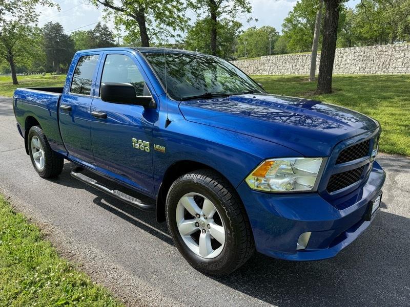 RAM 1500 Tradesman Quad Cab 4WD 2014